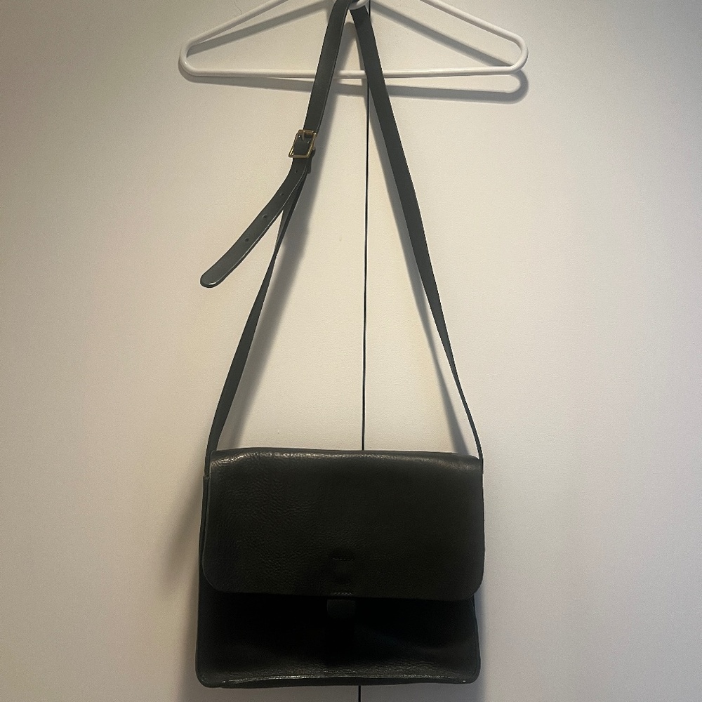 Kate Sheridan x TOAST Dark Forest Green Pebbled Leather Crossbody Bag - Picture 2 of 8